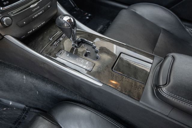 Used 2013 Lexus IS 250C image 10