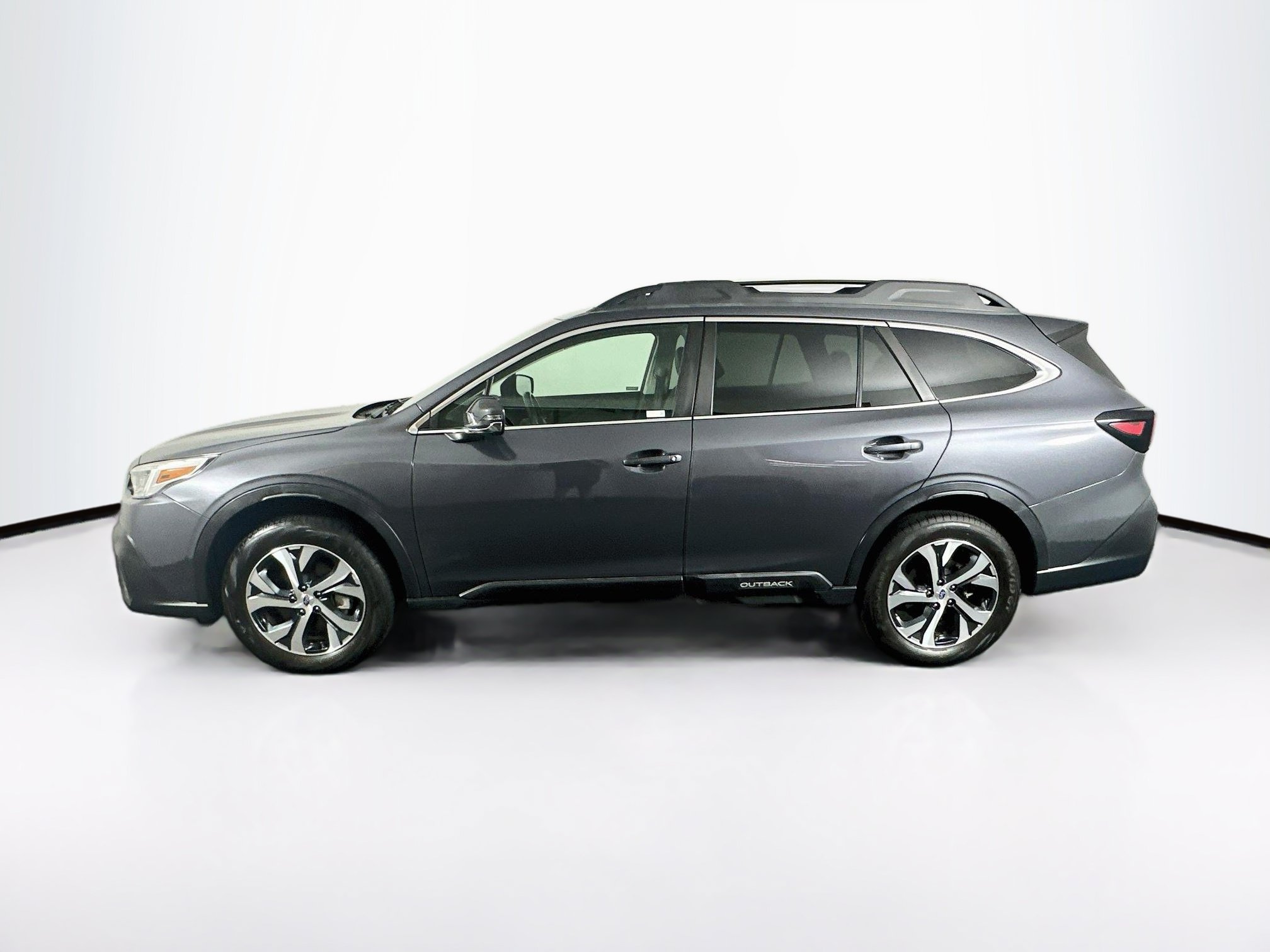 Used 2021 Subaru Outback Limited XT AWD/4WD image 4