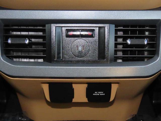 Certified 2024 Ford F350 Lariat w/ Lariat Ultimate Package image 29