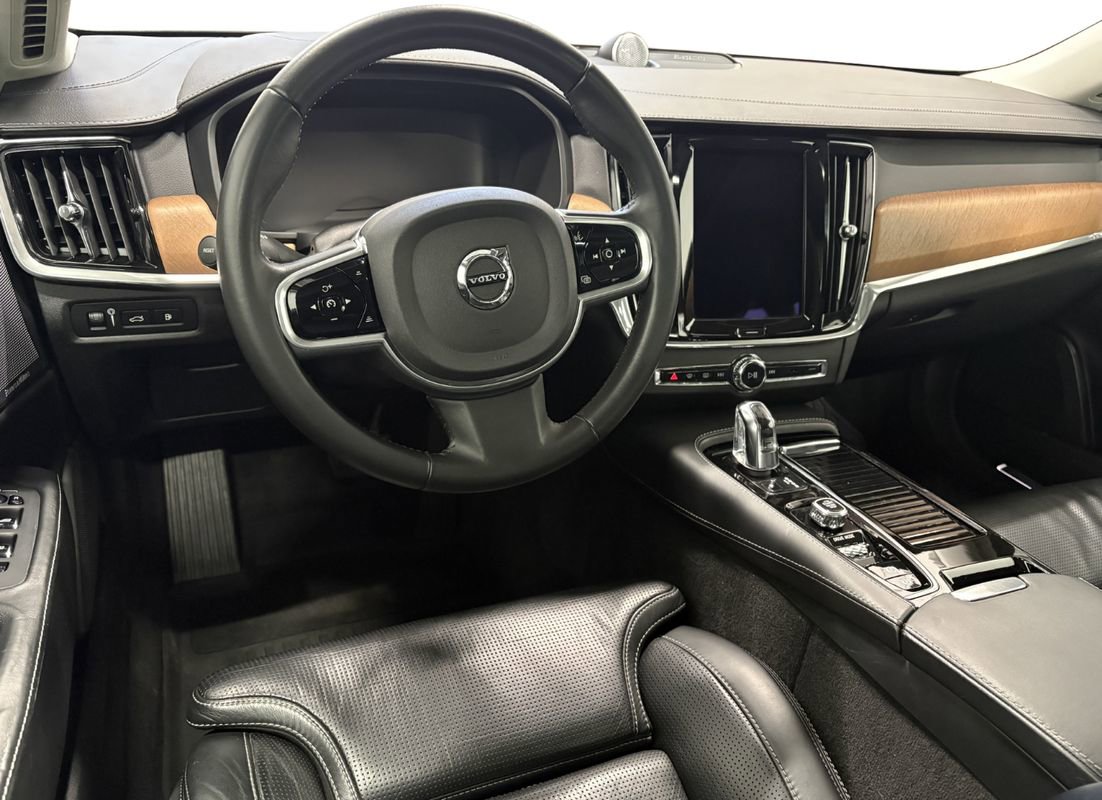 Used 2018 Volvo S90 T8 Inscription w/ Convenience Package AWD/4WD image 15