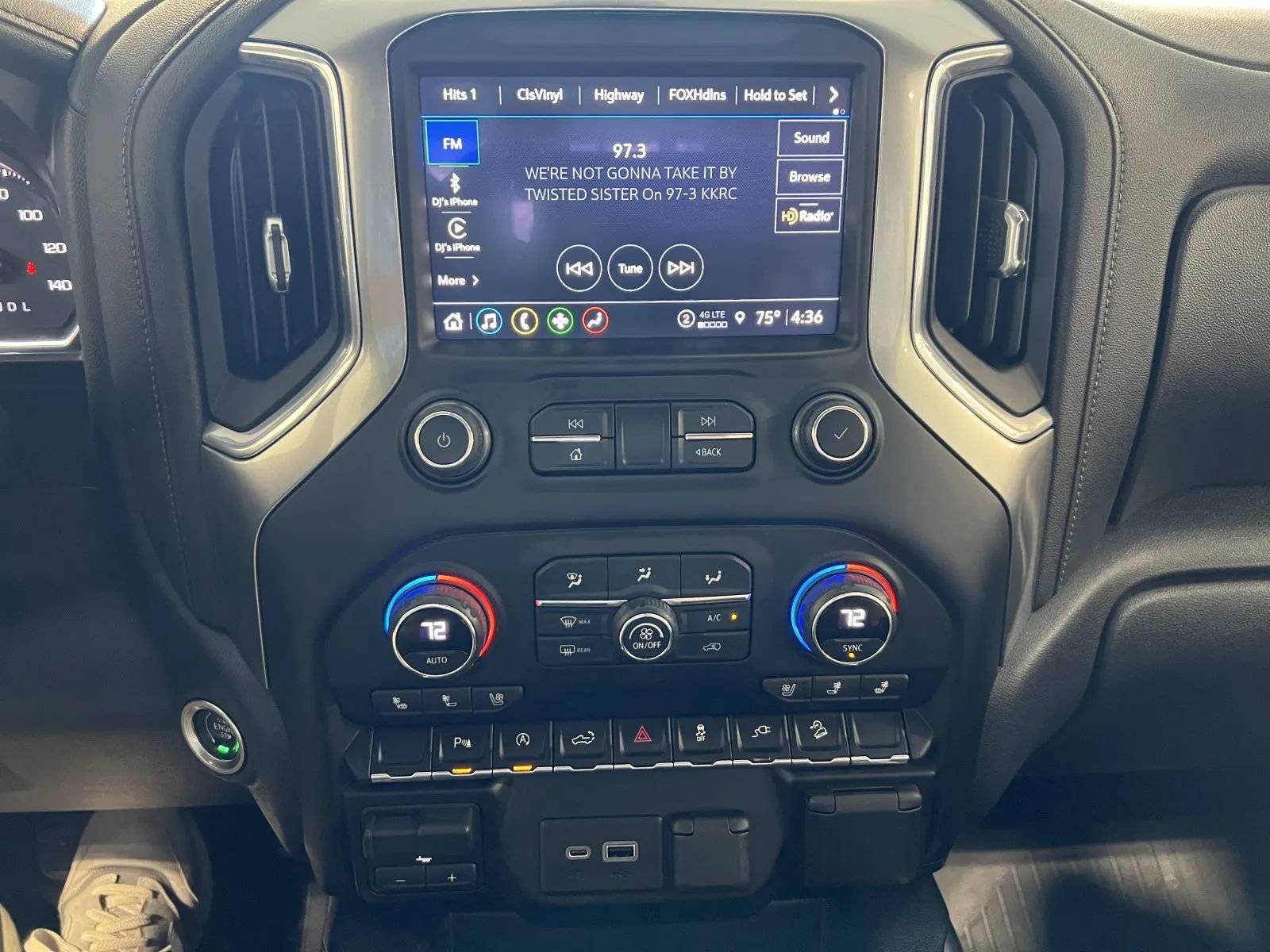 Used 2021 Chevrolet Silverado 1500 LTZ AWD/4WD image 47
