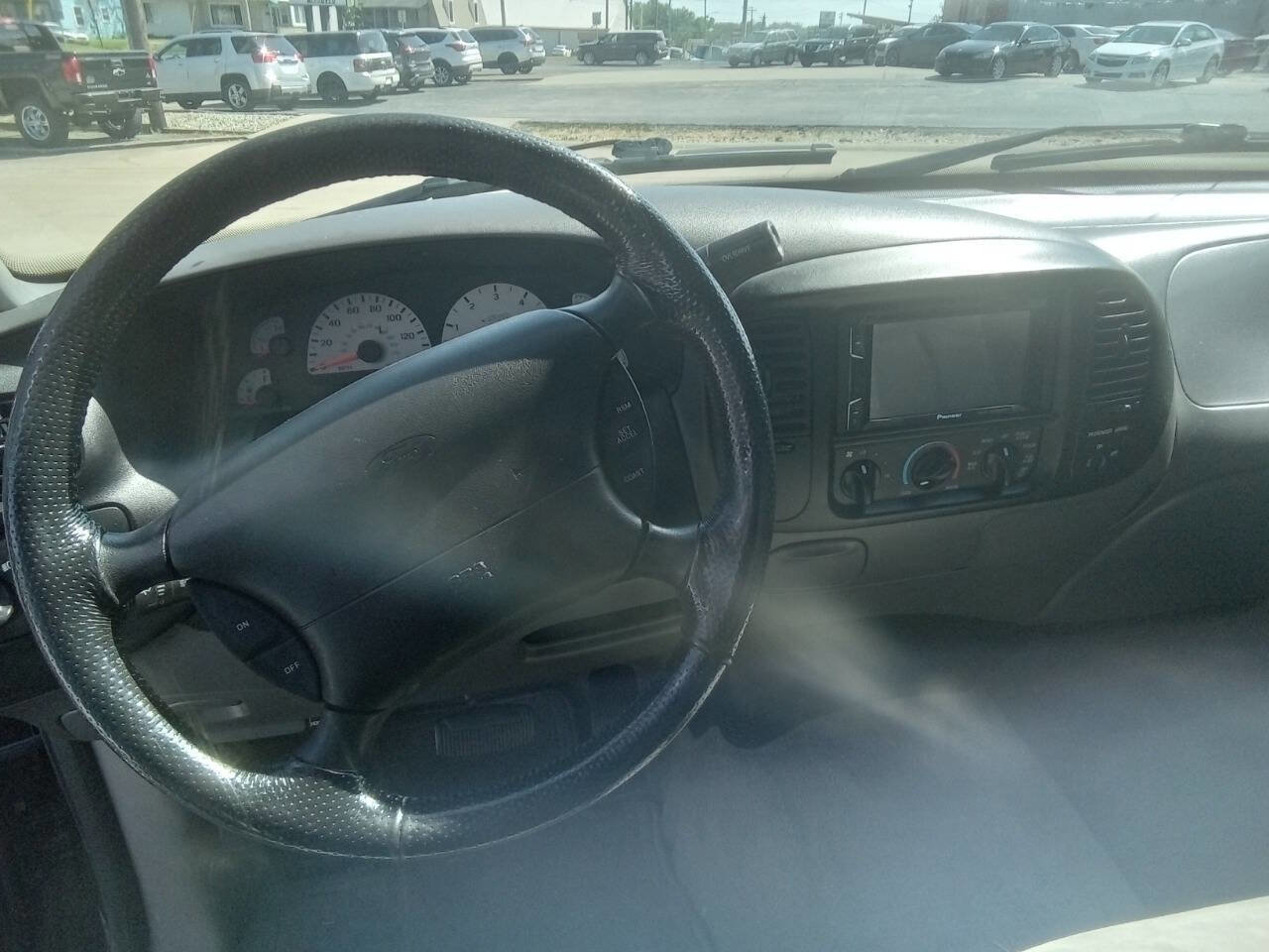 Used 2004 Ford F150 Lightning RWD image 18
