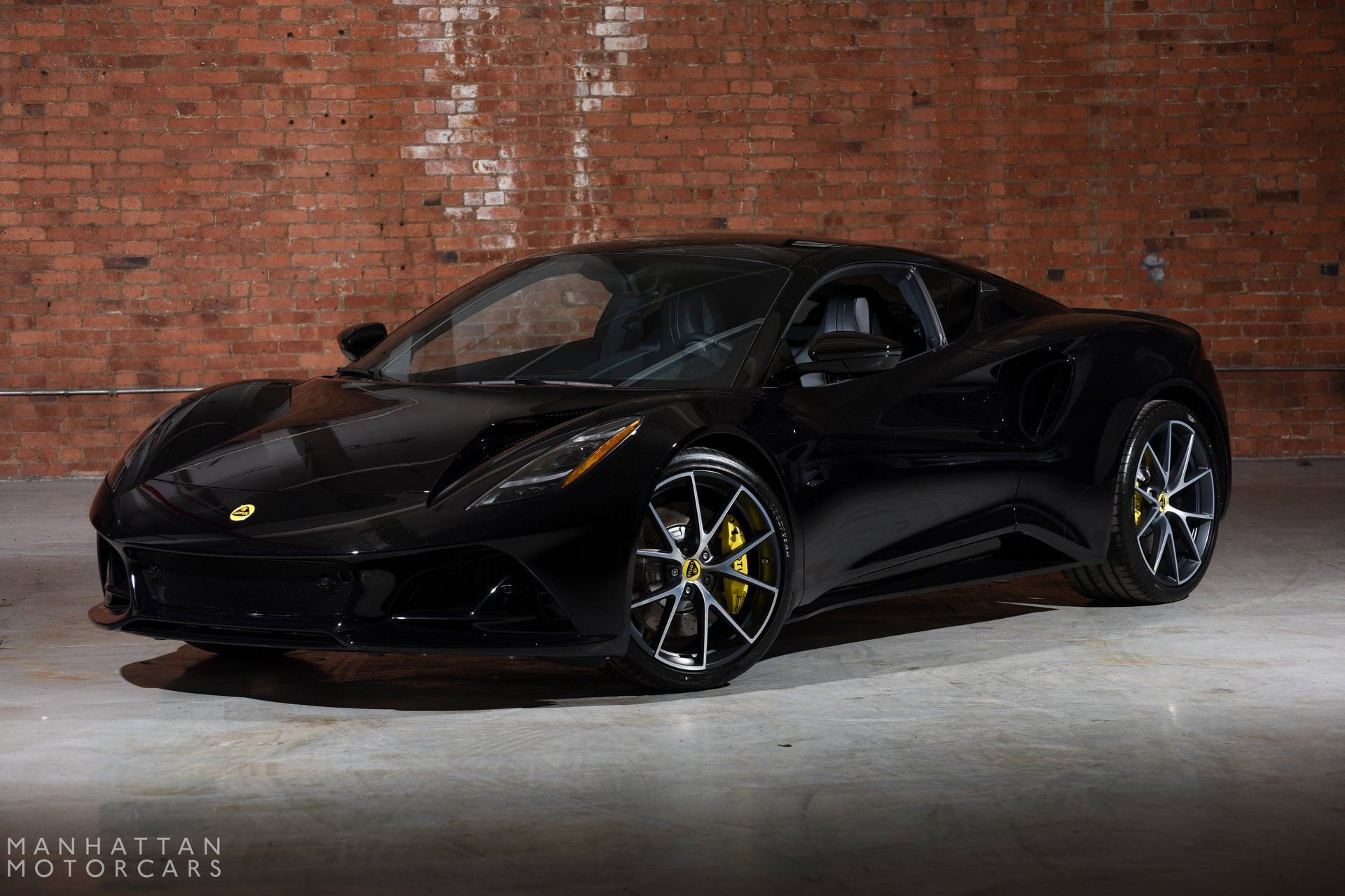 Used 2024 Lotus Emira First Edition image 1