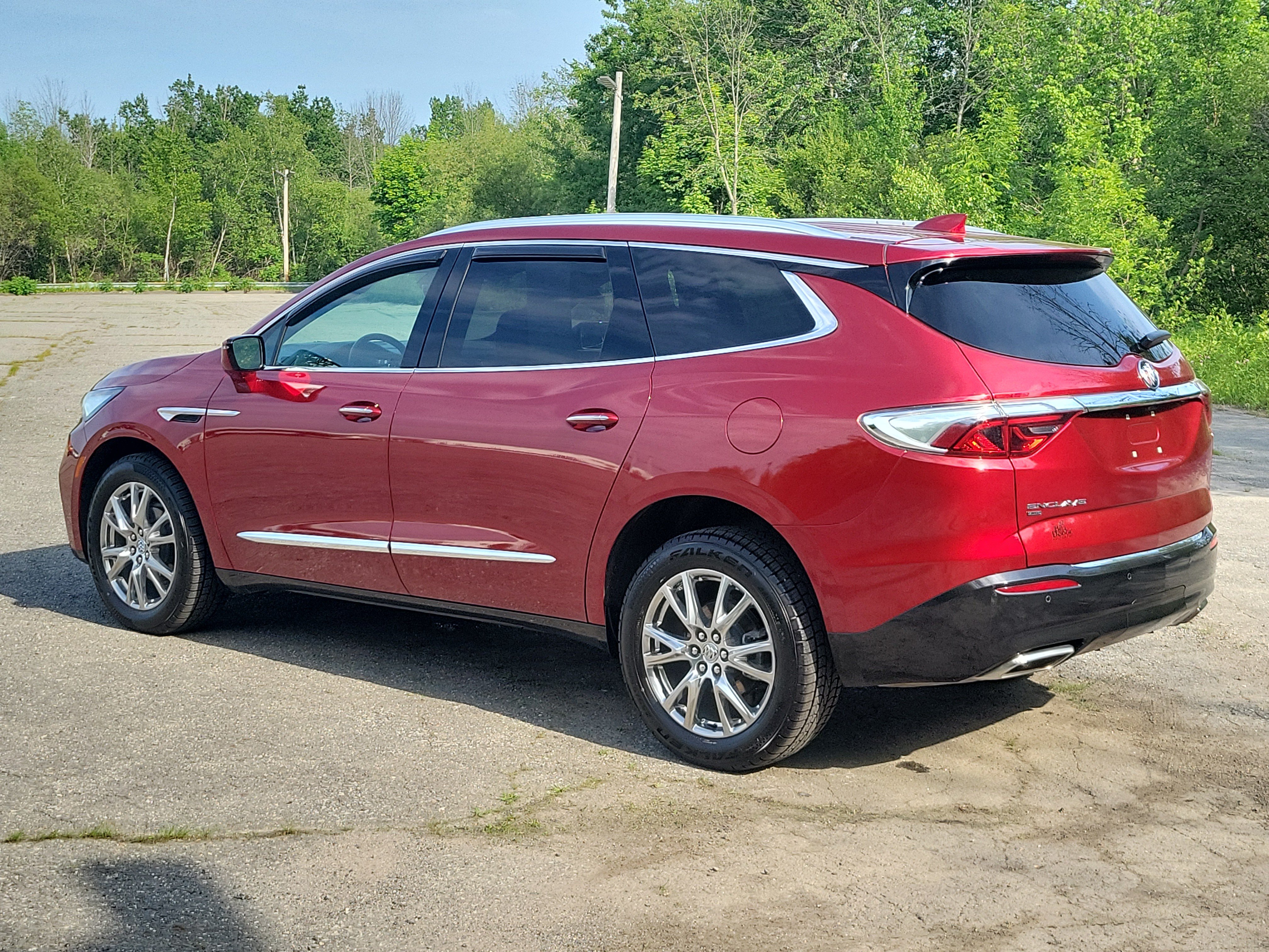 Used 2023 Buick Enclave Premium w/ Experience Buick Package AWD/4WD image 7