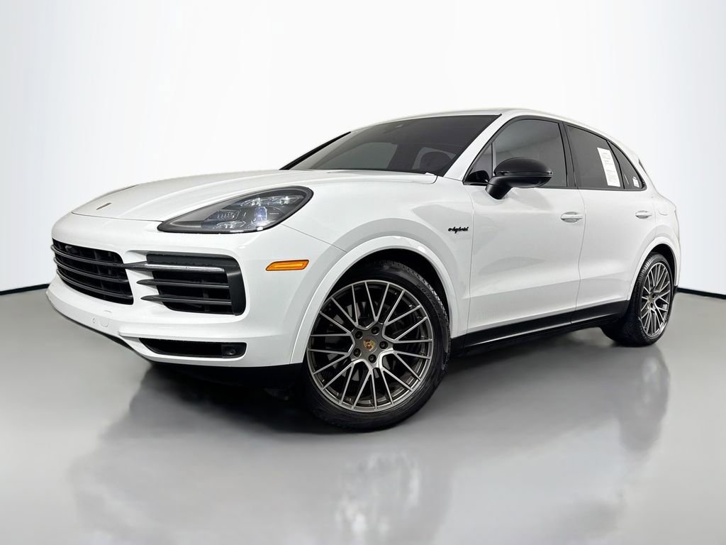 Used 2022 Porsche Cayenne E-Hybrid image 1