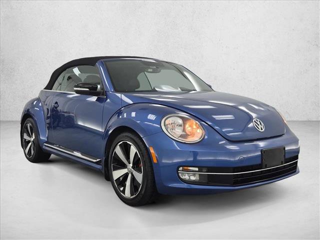 Used 2013 Volkswagen Beetle 2.0T FWD image 3