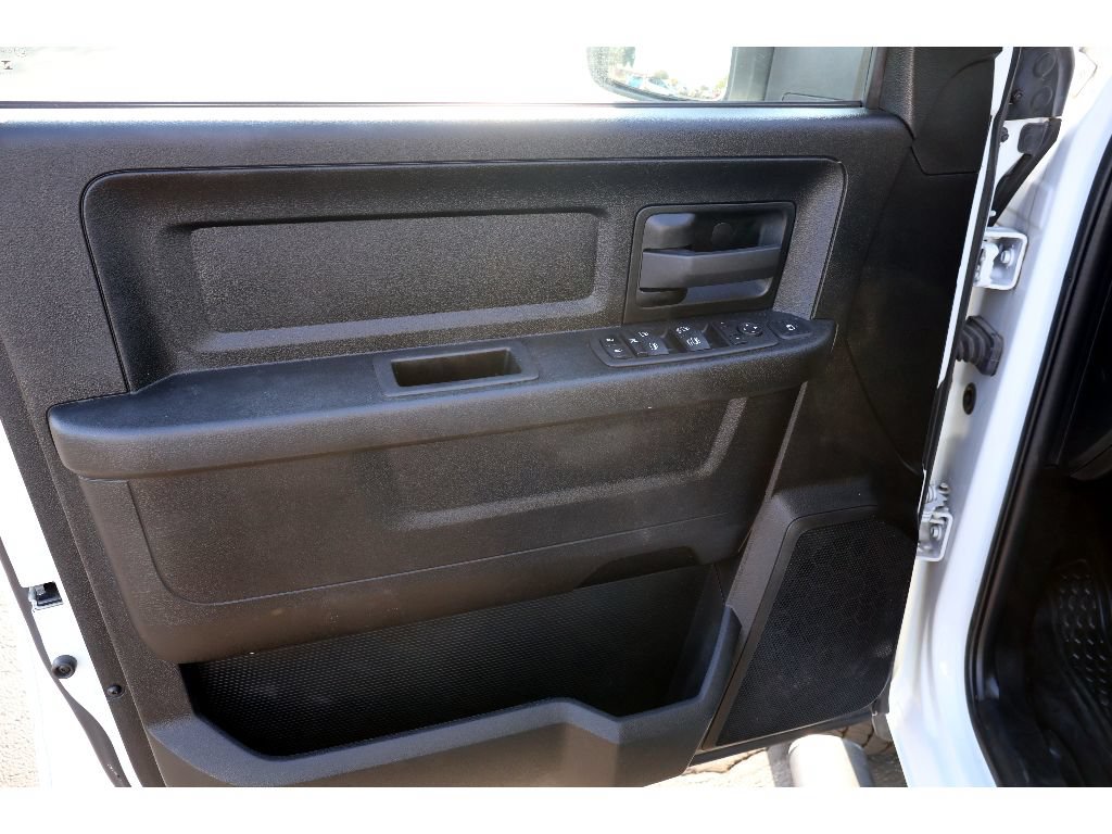 Used 2024 RAM 2500 Tradesman w/ Chrome Appearance Group AWD/4WD image 24
