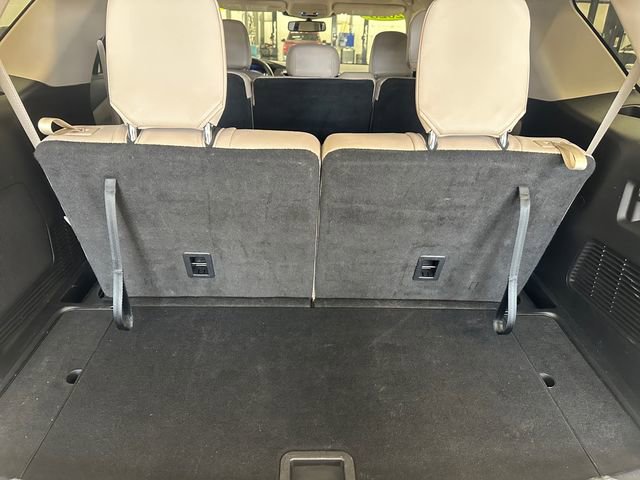 Used 2023 Ford Explorer Limited image 18