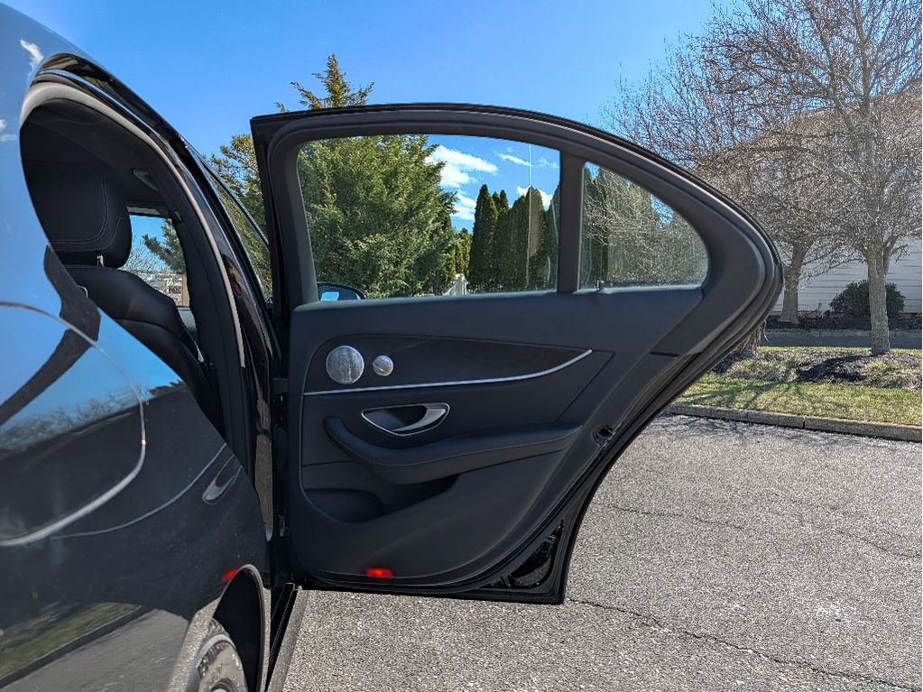 Used 2019 Mercedes-Benz E 450 4MATIC Sedan image 12