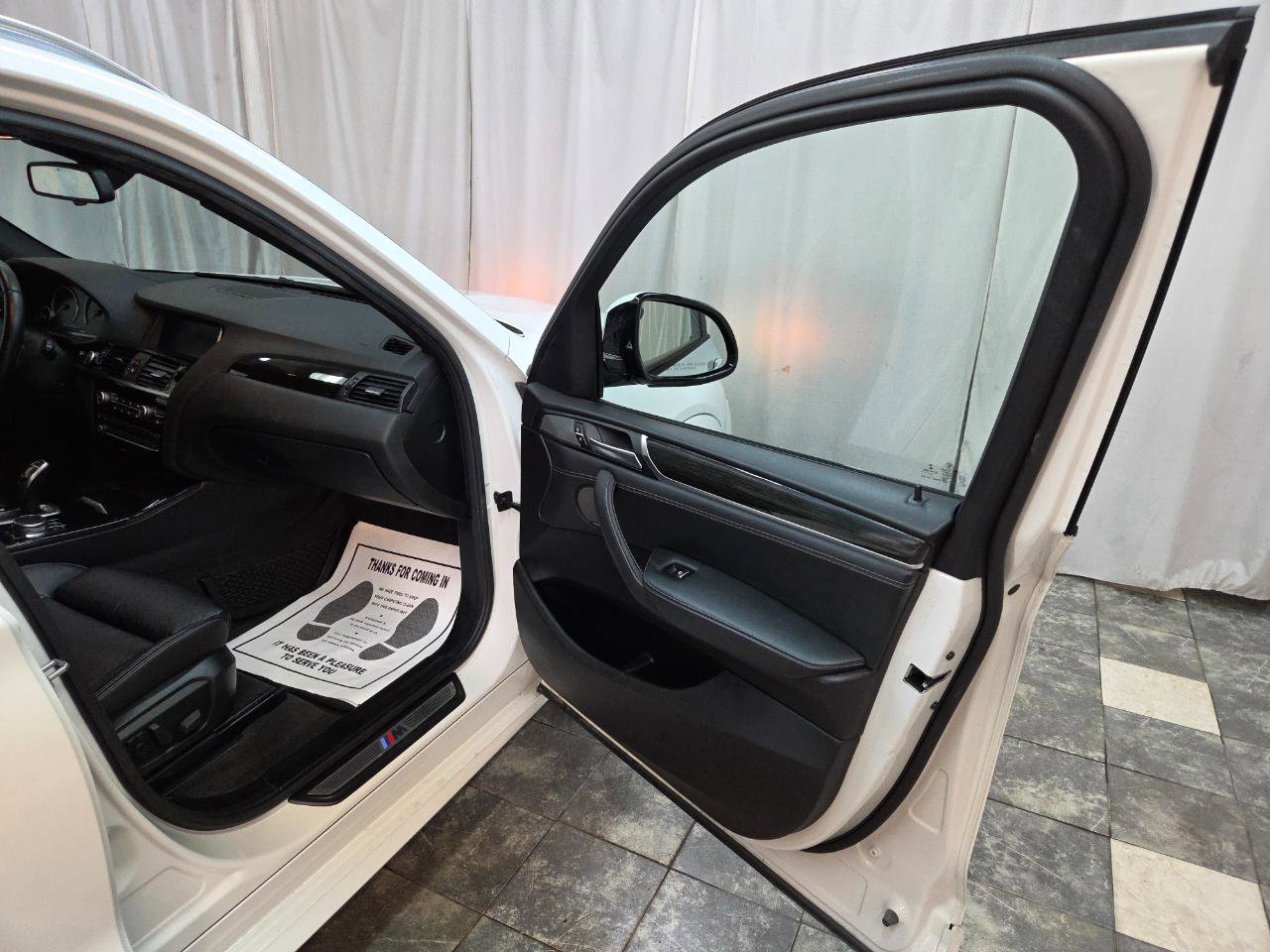 Used 2017 BMW X3 xDrive28i AWD/4WD image 10