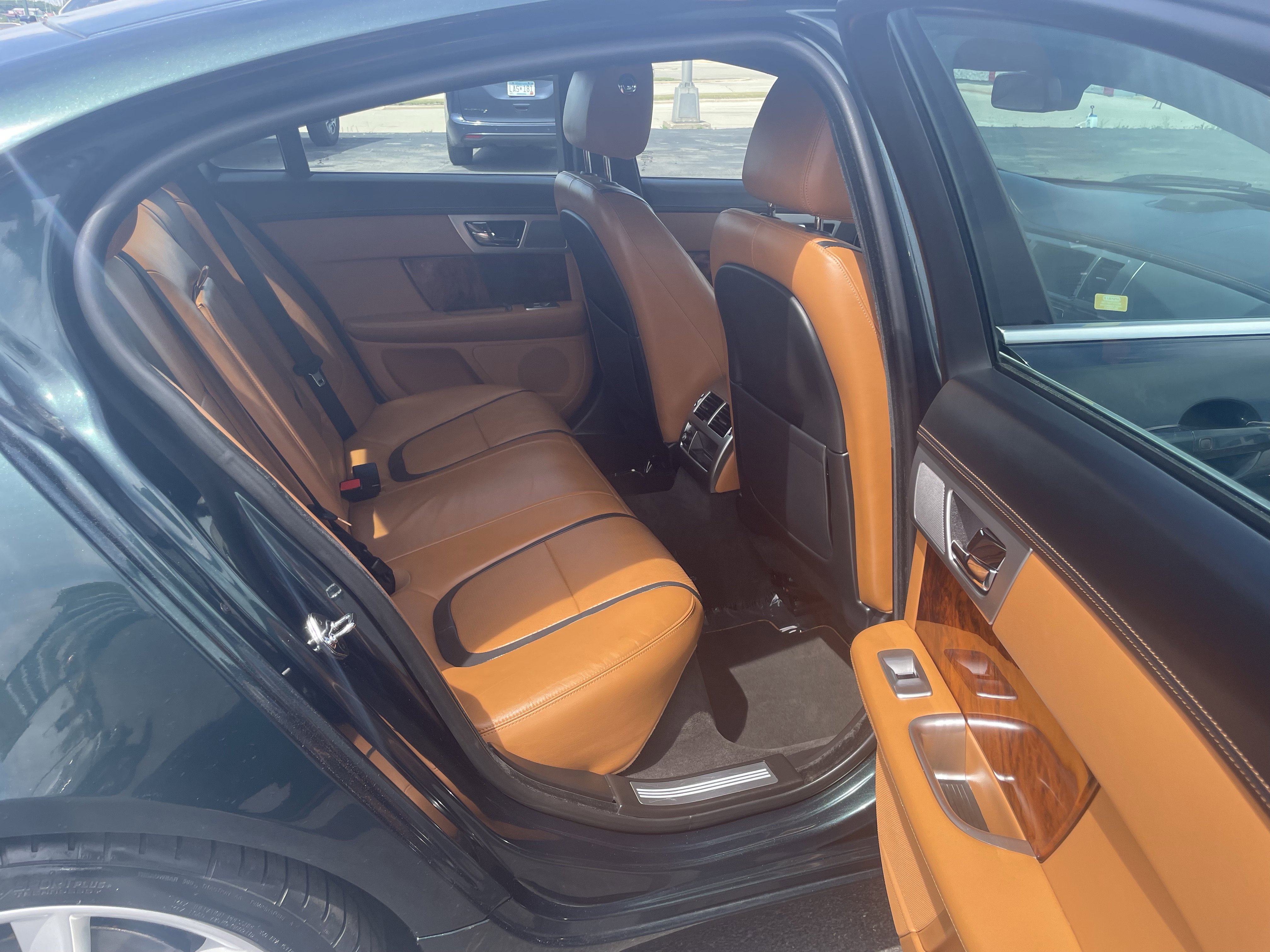Used 2015 Jaguar XF Portfolio RWD image 13