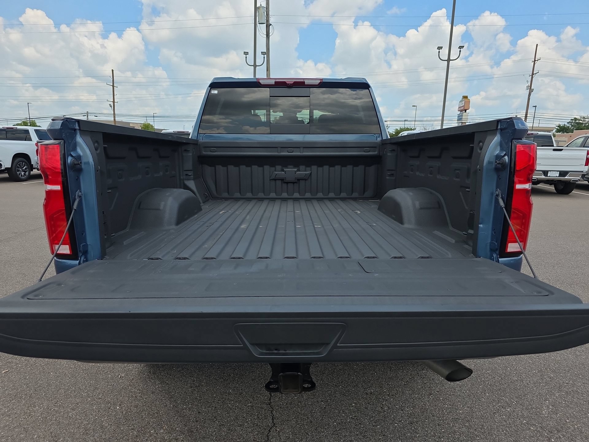 Used 2025 Chevrolet Silverado 2500 LT w/ Trail Boss Package AWD/4WD image 13