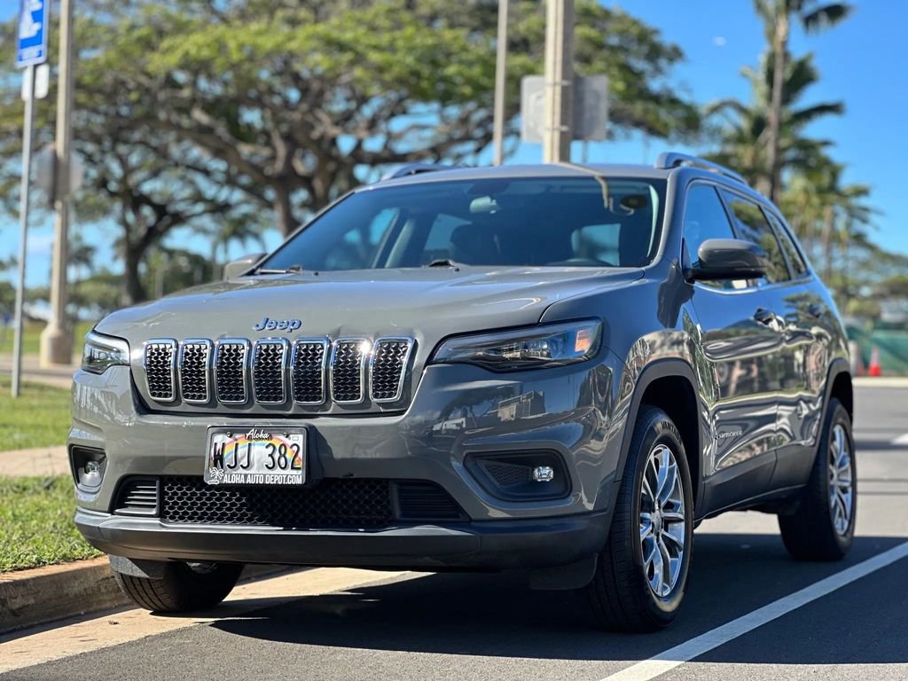 Used 2019 Jeep Cherokee Latitude Plus w/ Cold Weather Group image 1