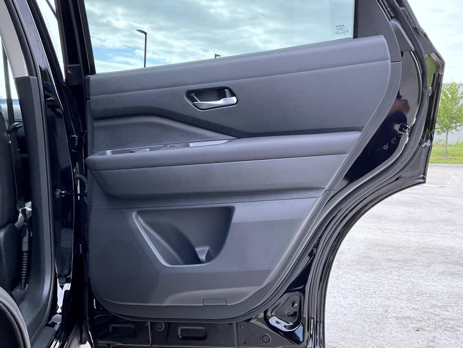 New 2026 Nissan Pathfinder SL AWD/4WD image 18