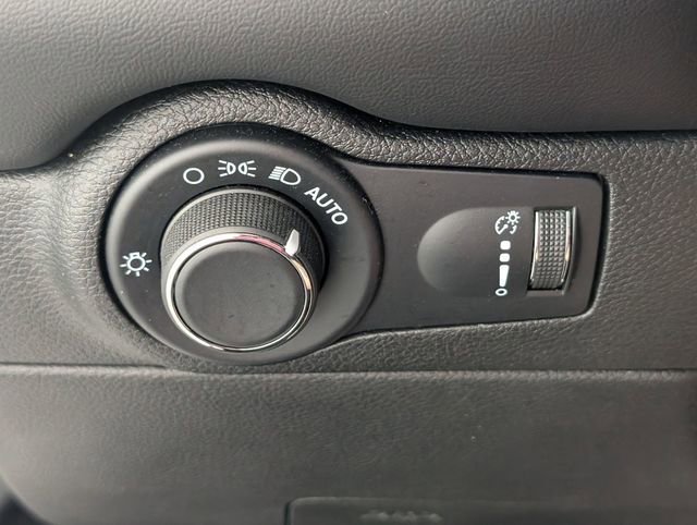 Used 2023 Dodge Durango R/T w/ Blacktop Package image 14