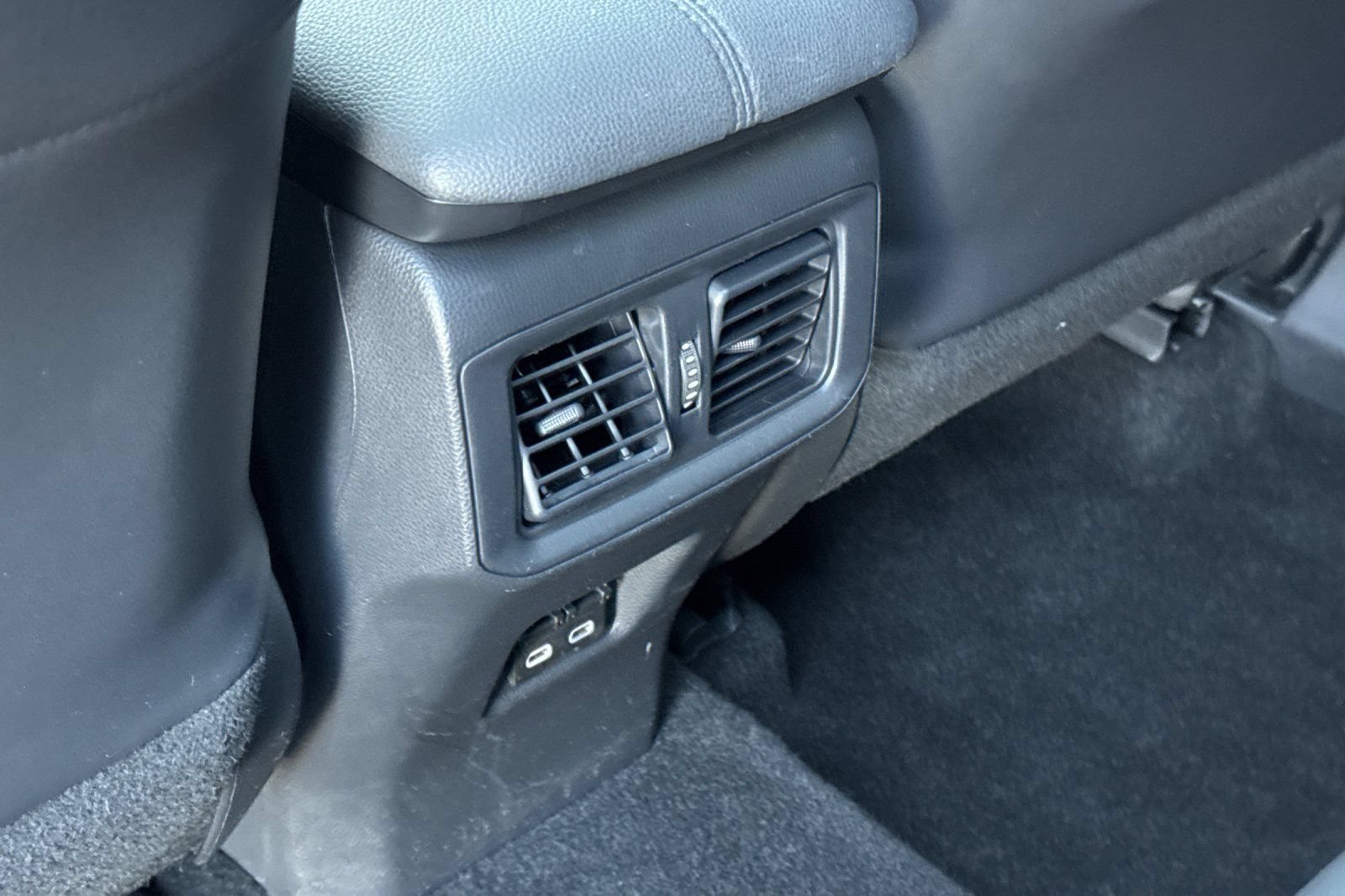Used 2024 Toyota RAV4 XSE w/ Advanced Technology Package AWD/4WD image 13