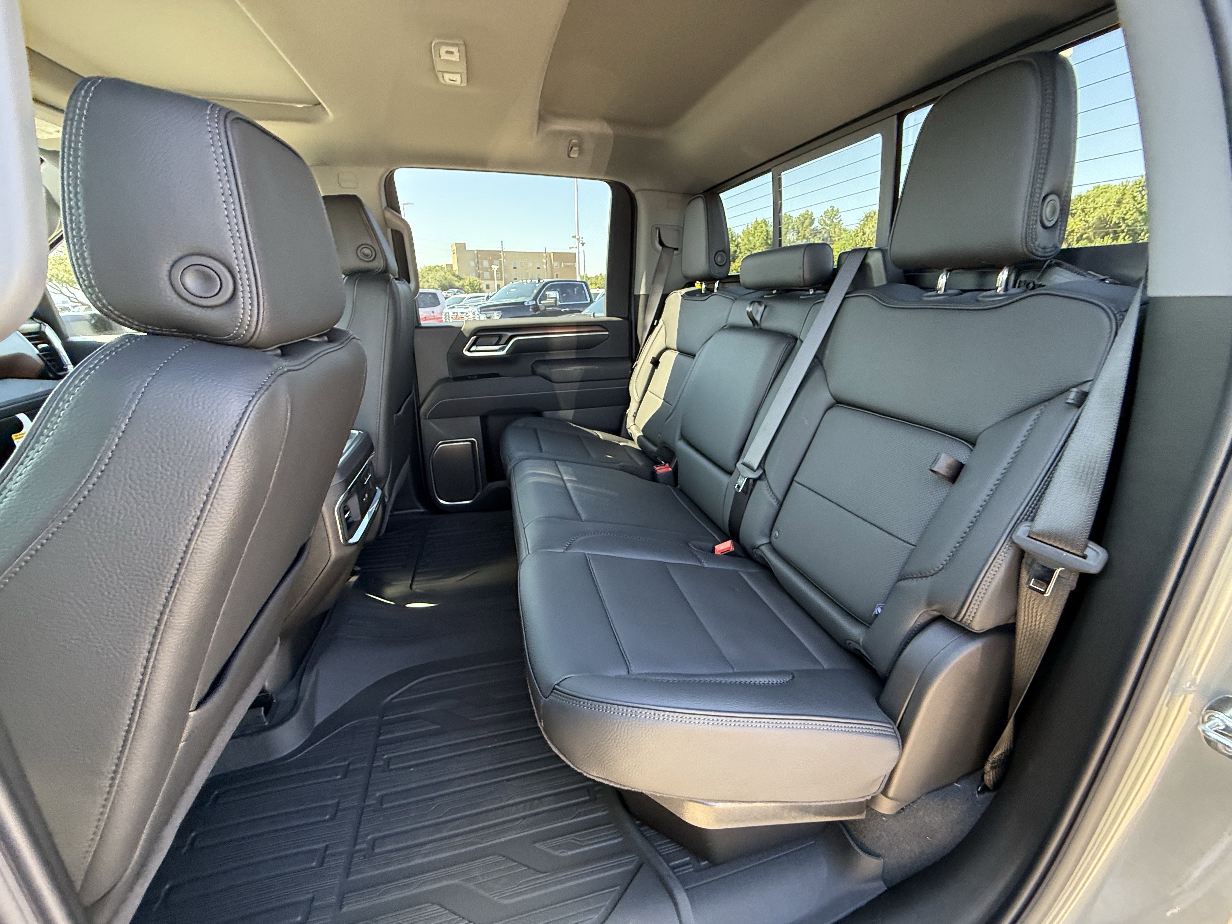 New 2026 GMC Sierra 2500 Denali w/ Denali Reserve Package image 16