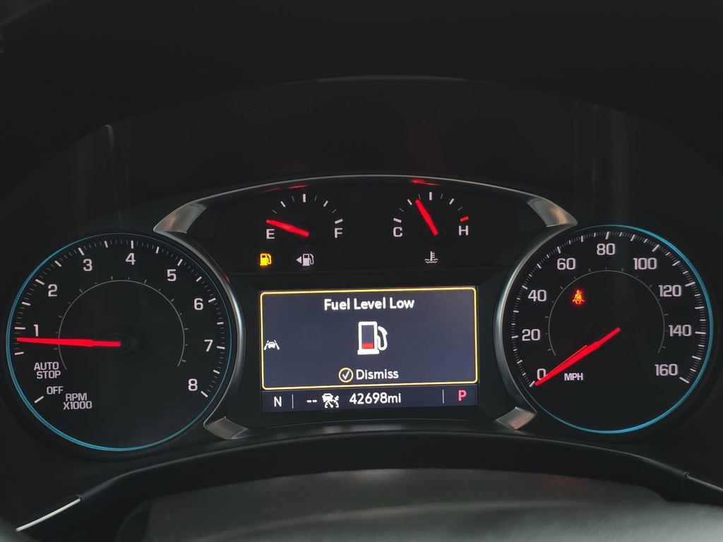 Used 2022 Chevrolet Equinox RS w/ Infotainment Package FWD image 19