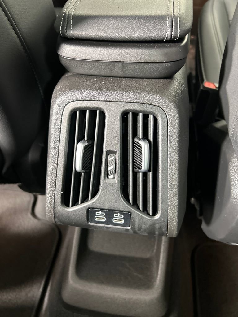 Used 2025 BMW X1 xDrive28i image 17