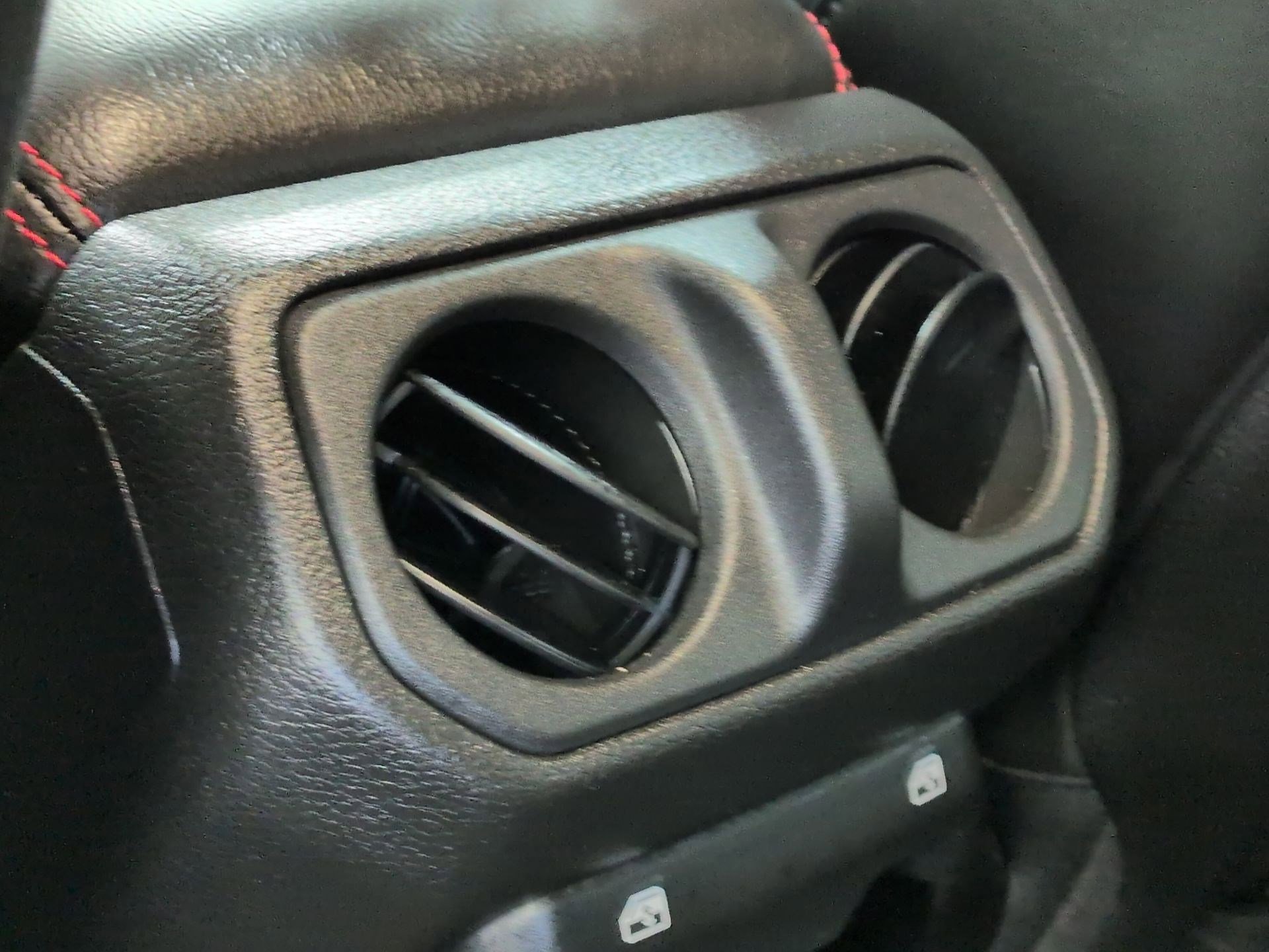 Used 2025 Jeep Wrangler Unlimited Rubicon image 19