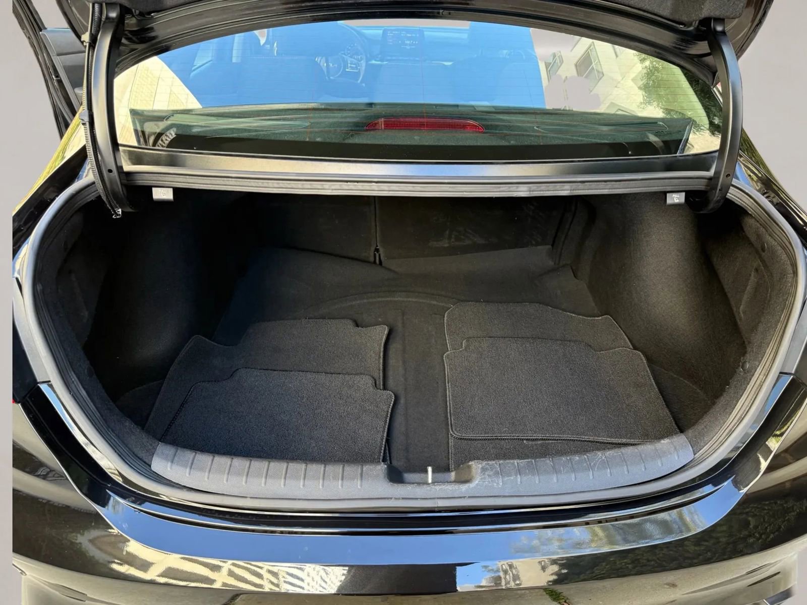Used 2023 Kia Forte LXS image 24