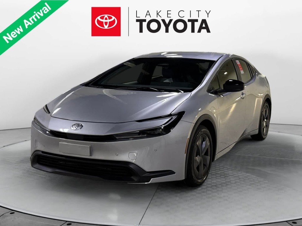New 2025 Toyota Prius LE