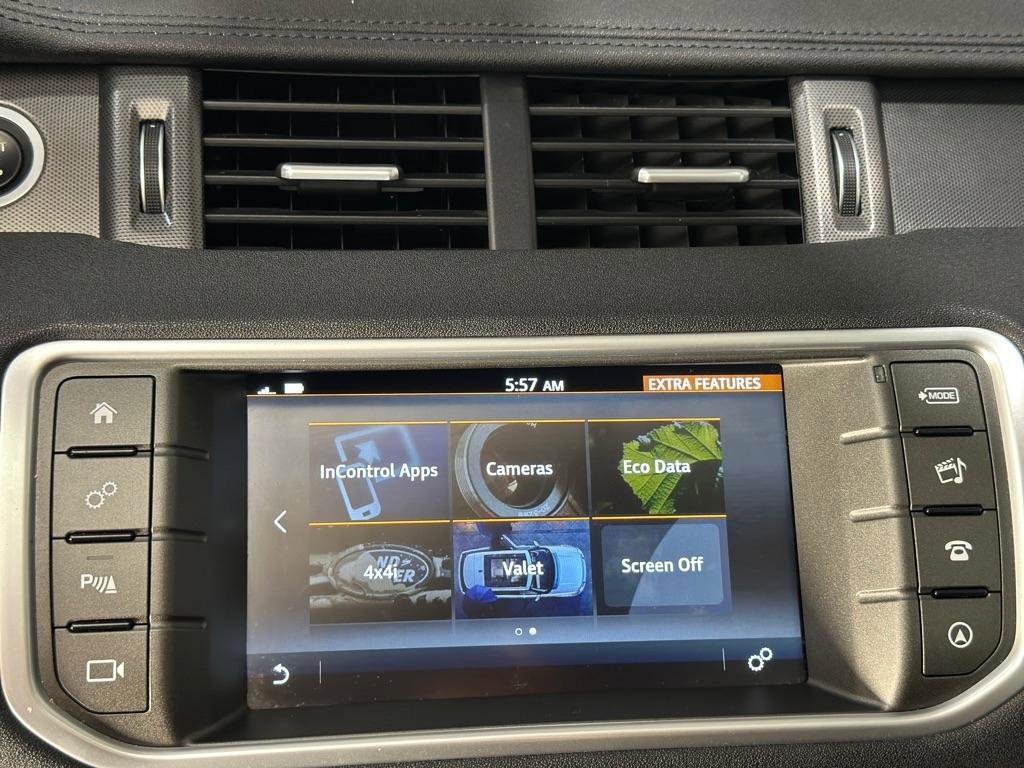 Used 2018 Land Rover Range Rover Evoque SE image 17