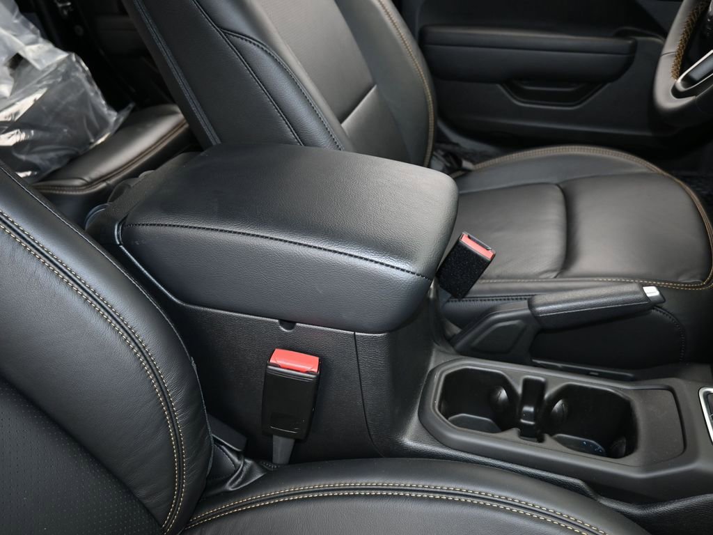 Used 2024 Jeep Gladiator Sport image 37