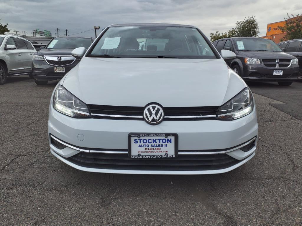 Used 2021 Volkswagen Golf 4-Door image 2
