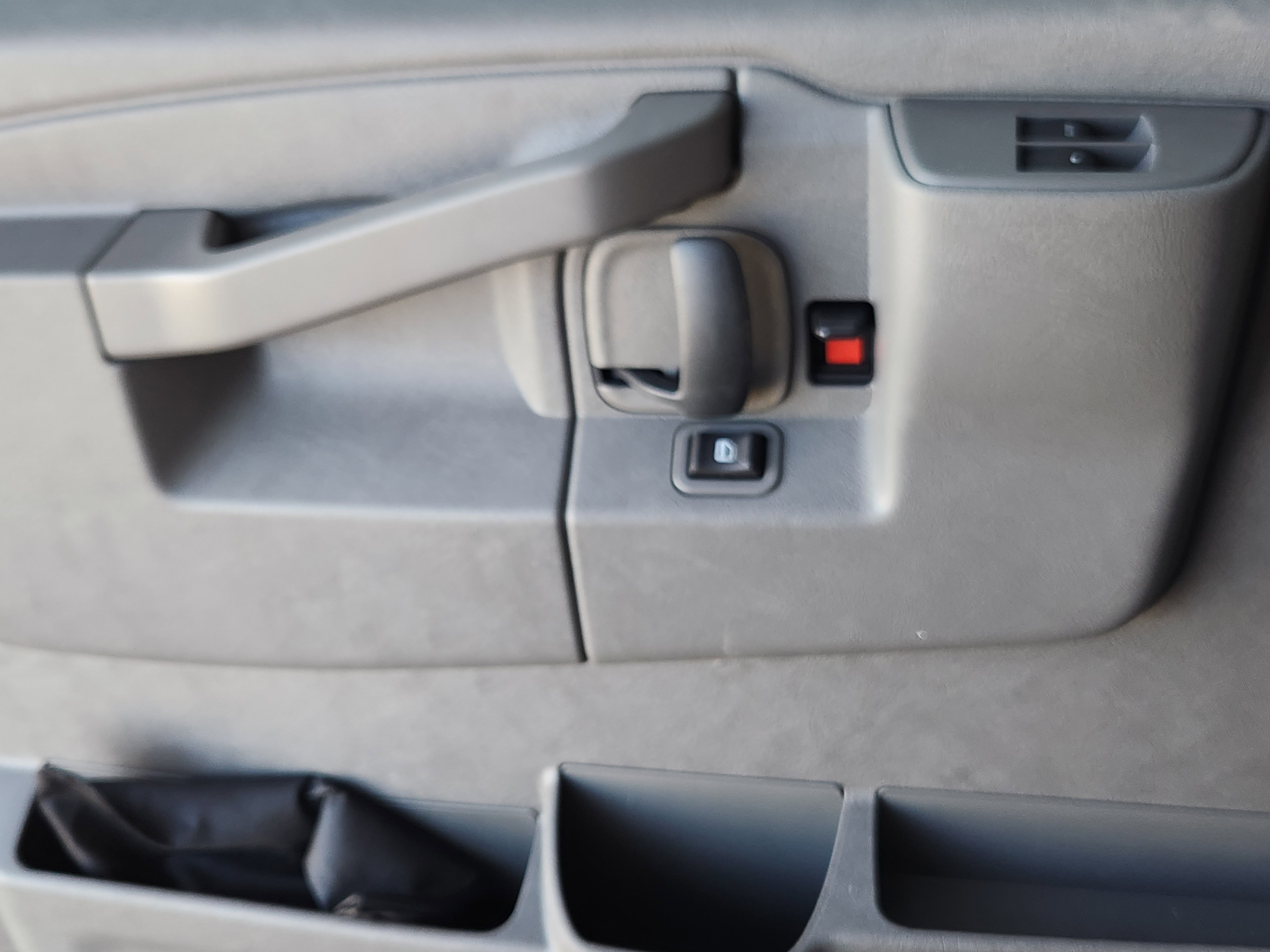 New 2025 GMC Savana 3500 w/ Power Convenience Package image 6