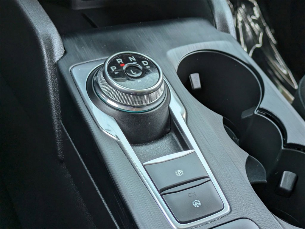 Used 2025 Ford Escape Active image 22