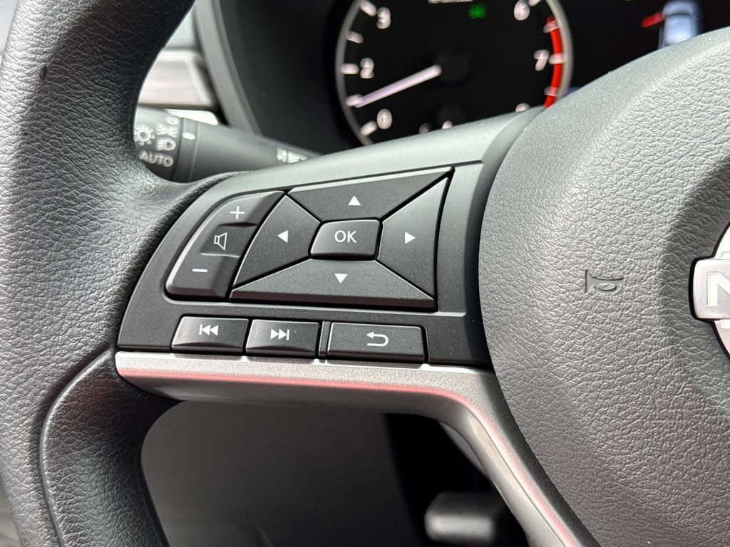 New 2026 Nissan Altima 2.5 SV FWD image 21