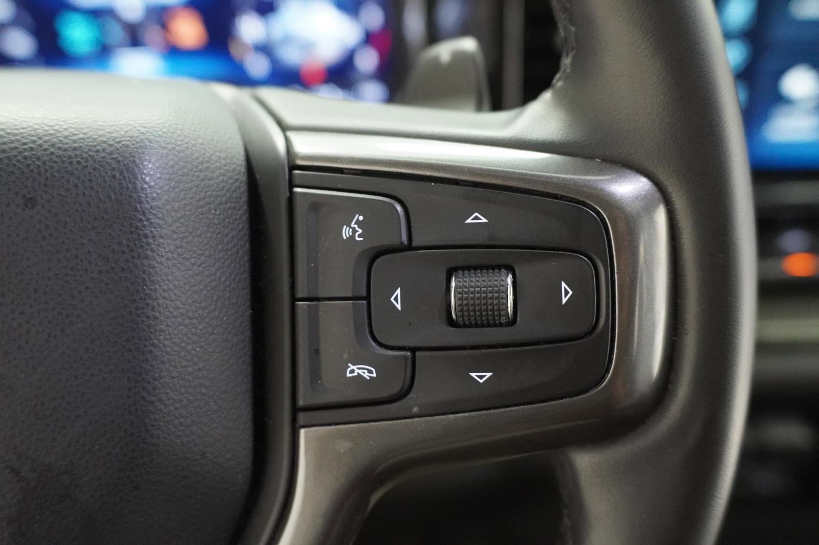 Used 2024 Chevrolet Silverado 1500 ZR2 w/ Technology Package AWD/4WD image 20