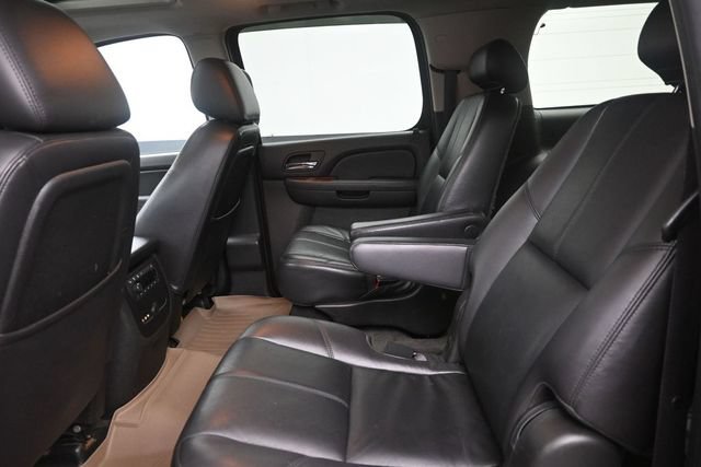 Used 2010 GMC Yukon XL SLT AWD/4WD image 18