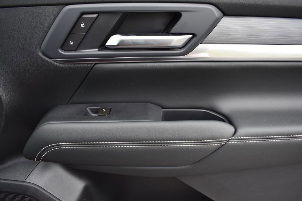 New 2026 GMC Terrain Elevation image 14