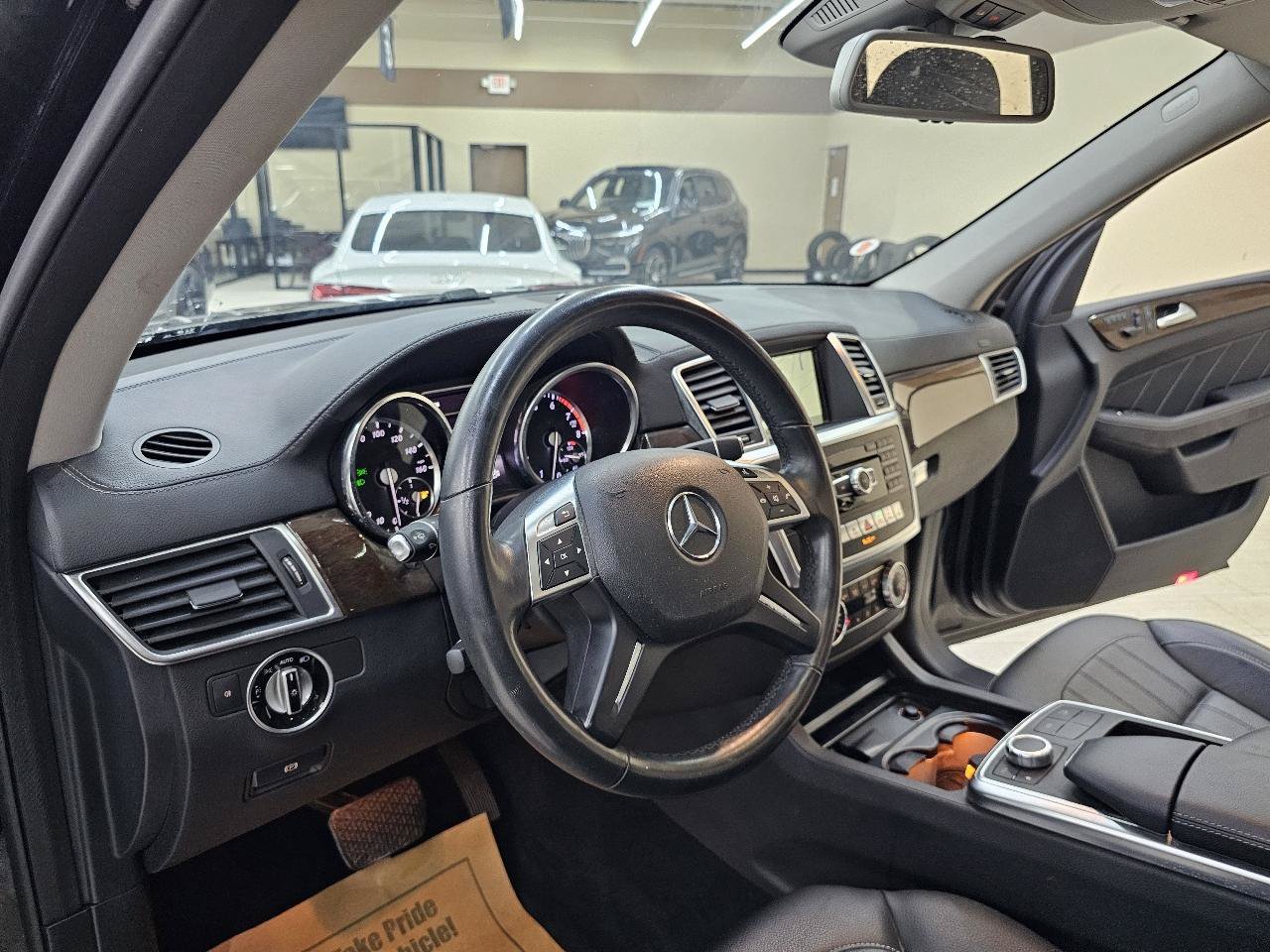 Used 2015 Mercedes-Benz GL 450 4MATIC image 20