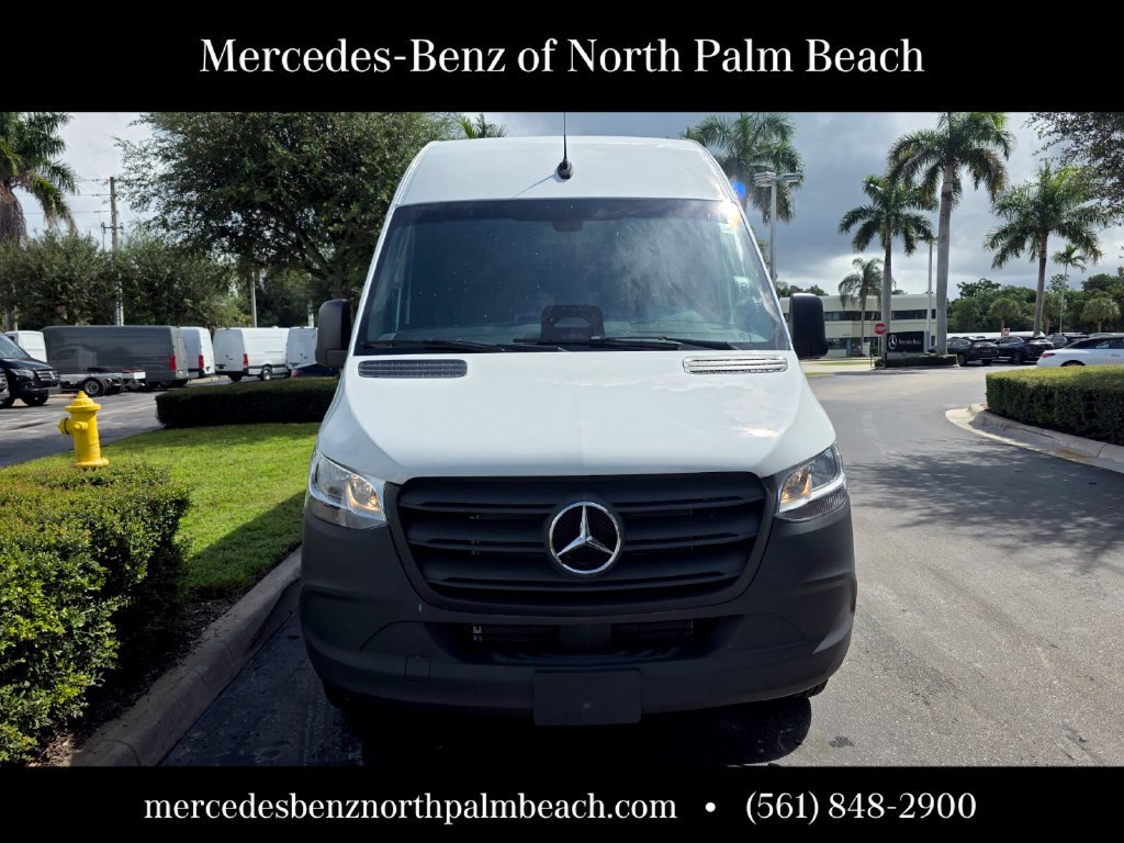 New 2025 Mercedes-Benz Sprinter 2500 image 2