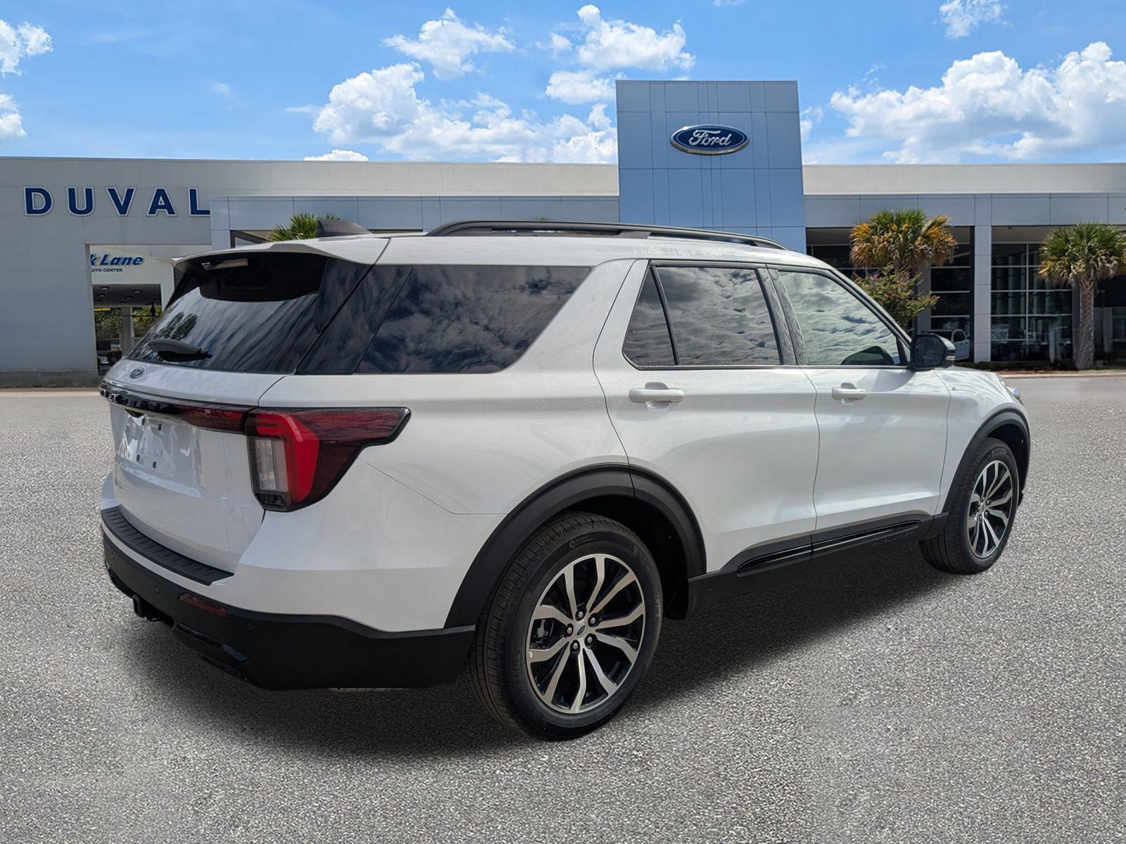 New 2025 Ford Explorer ST-Line w/ Premium Package image 4