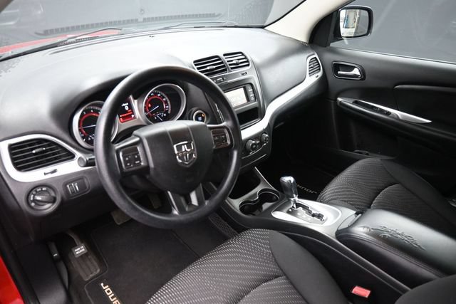 Used 2017 Dodge Journey SE w/ Flexible Seating Group FWD image 15