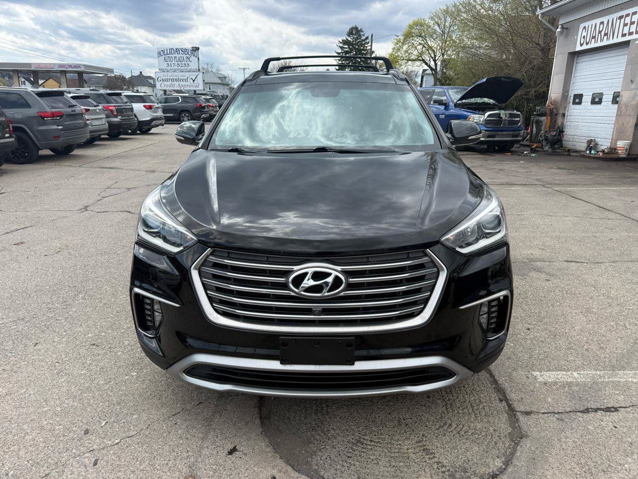 Used 2018 Hyundai Santa Fe Limited AWD/4WD image 2