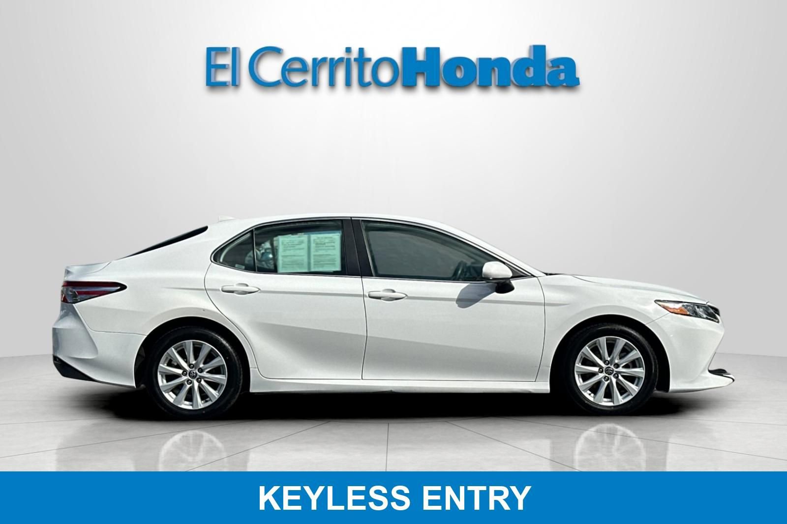 Used 2020 Toyota Camry LE FWD image 2