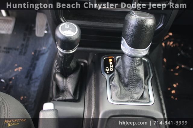 Used 2023 Jeep Wrangler Sport image 14
