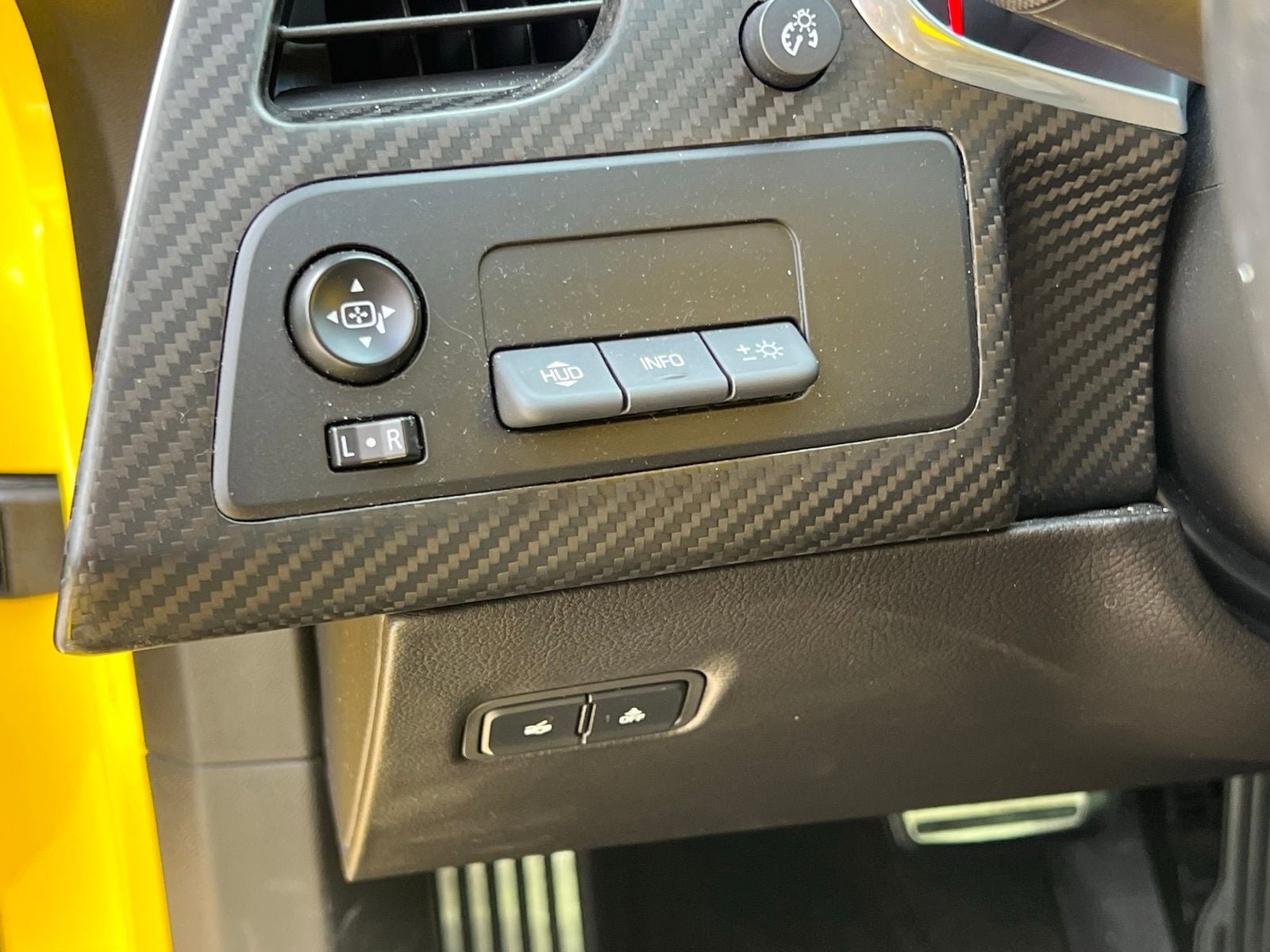 Used 2019 Chevrolet Corvette Z06 RWD image 23