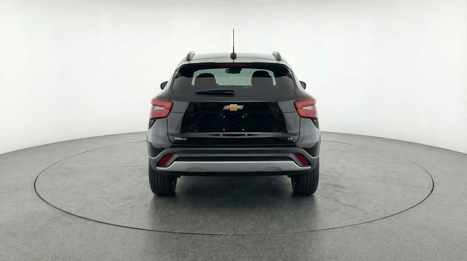 Used 2025 Chevrolet Trax LT w/ LT Convenience Package image 7
