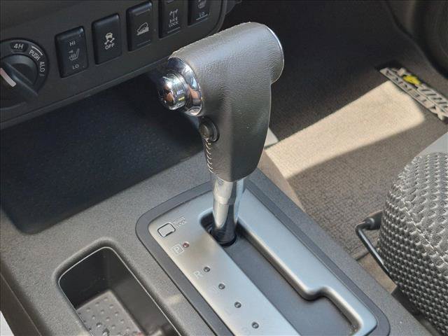 Used 2015 Nissan Xterra PRO-4X AWD/4WD image 12
