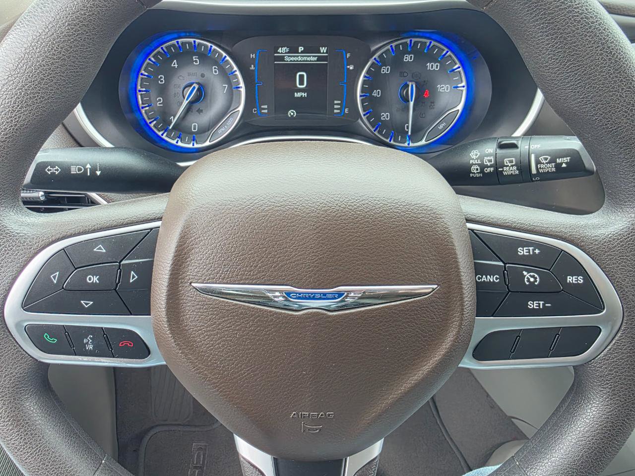 Used 2017 Chrysler Pacifica LX w/ Tire & Wheel Group image 7