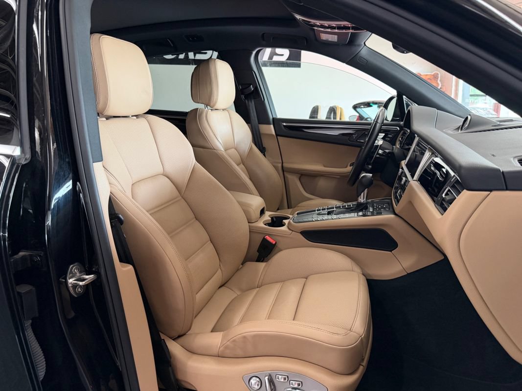 Used 2019 Porsche Macan S AWD/4WD image 38