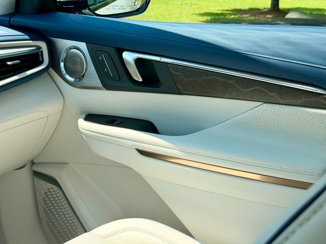Used 2026 Buick Enclave Avenir w/ Super Cruise Package FWD image 25