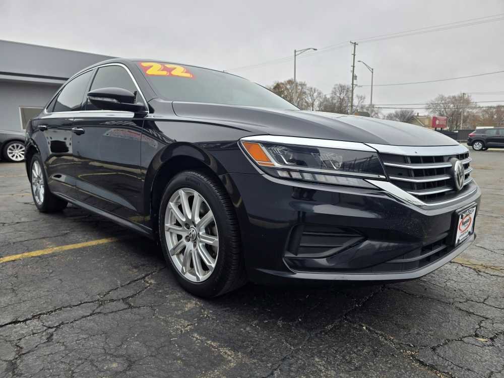 Used 2022 Volkswagen Passat 2.0T SE image 6