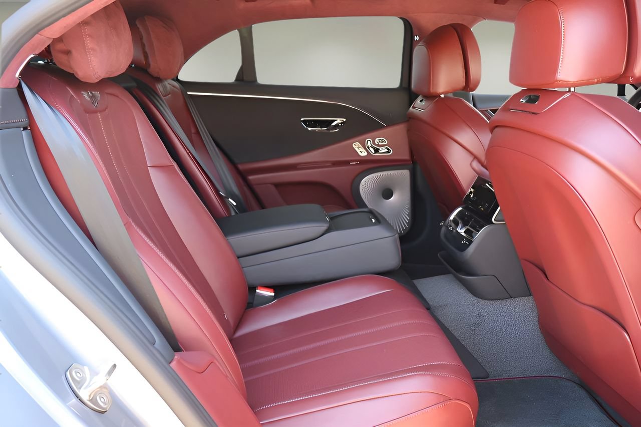 New 2026 Bentley Flying Spur Plug-In Hybrid AWD/4WD image 21
